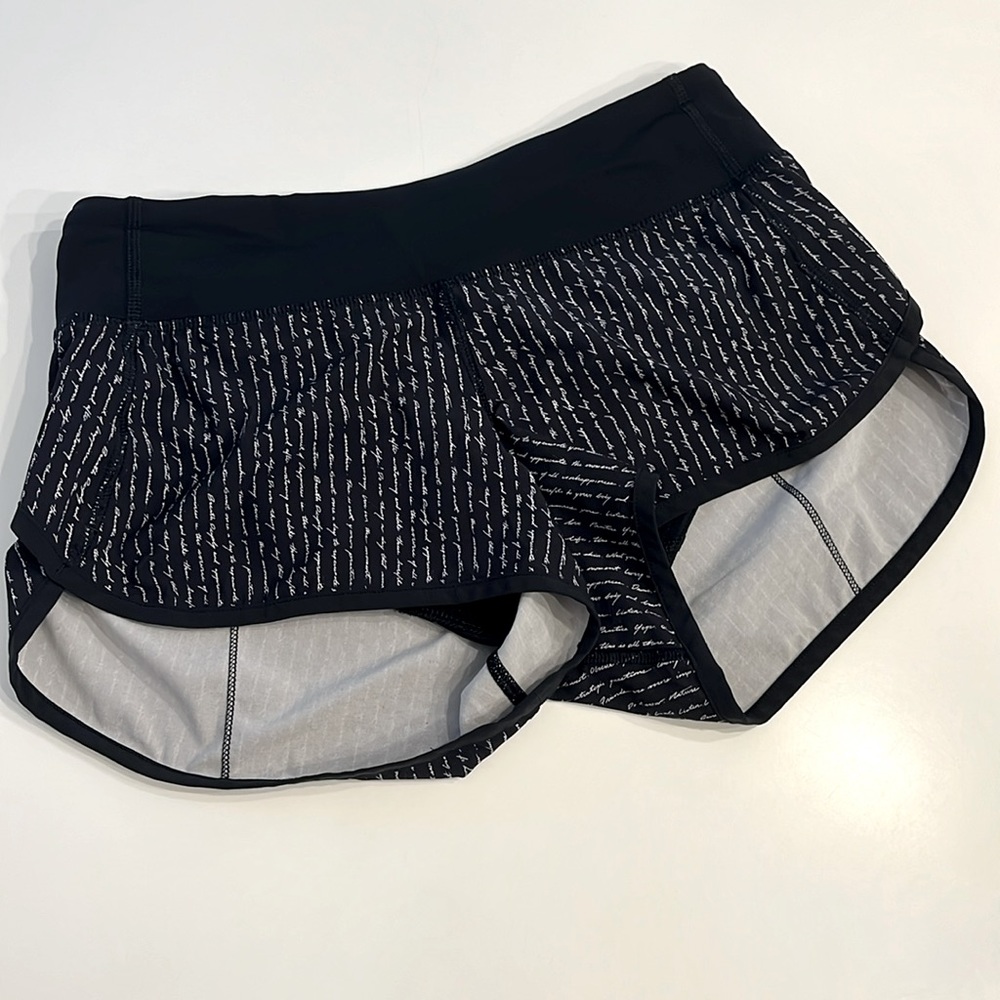 Lululemon Speed Up Short 2.5” Size 2